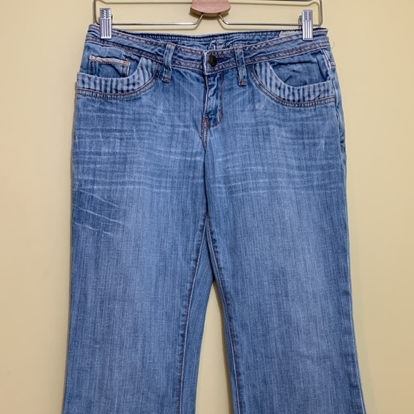 575 Denim Blue Denim Bootcut Distressed Ripped Frayed Low-rise 5 Pocket Jeans 28 - Picture 3 of 17